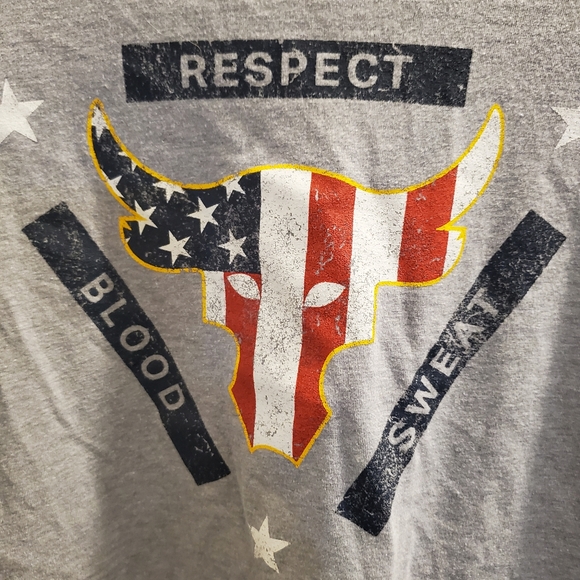 Under armor Rock Shirt Women's Medium Blood Sweat Respect - Picture 2 of 4